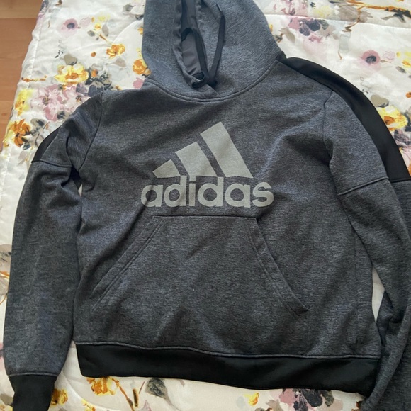 grey adidas hoodie junior